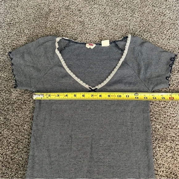 LEVIS S Navy Blue White Stripe V Neck Tee Lettuce Edge Sleeves Bow R $34 - Picture 11 of 11